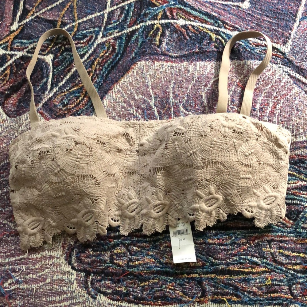 NWT Lace Festival Bralette with Padding